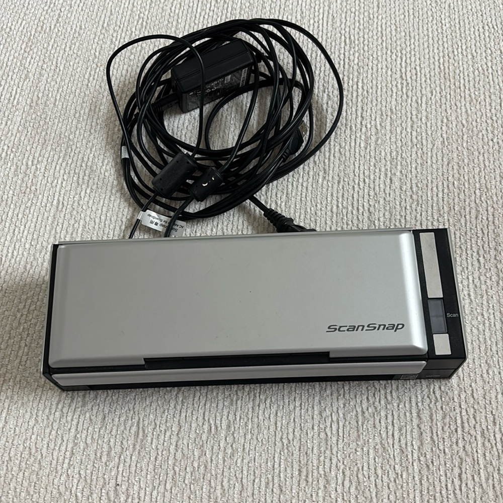 Scansnap s1300 Fujitsu scanner compact
